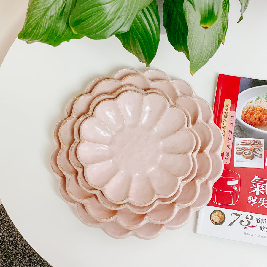 【Rokuro】 Mino Ware Round Plate (Peach)